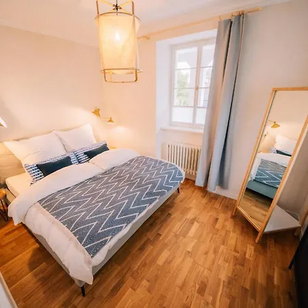 Gut Foersterlay - Exklusive Boutique Im Historischen Winzerhaus Direkt An Der Mosel Apartmán *