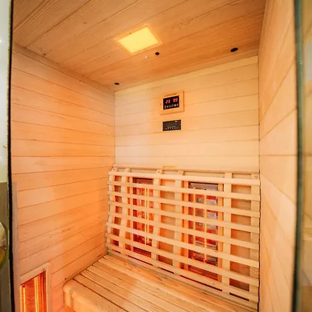 Daire Gut Foersterlay - Exklusive Boutique Im Historischen Winzerhaus Direkt An Der Mosel *