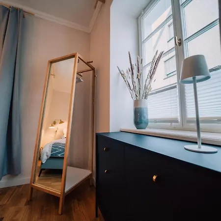 Gut Foersterlay - Exklusive Boutique Im Historischen Winzerhaus Direkt An Der Mosel Daire Lösnich