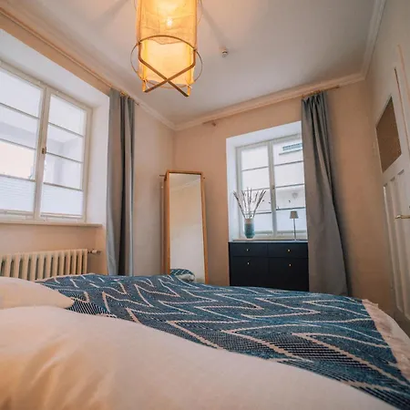 Gut Foersterlay - Exklusive Boutique Im Historischen Winzerhaus Direkt An Der Mosel Apartmán