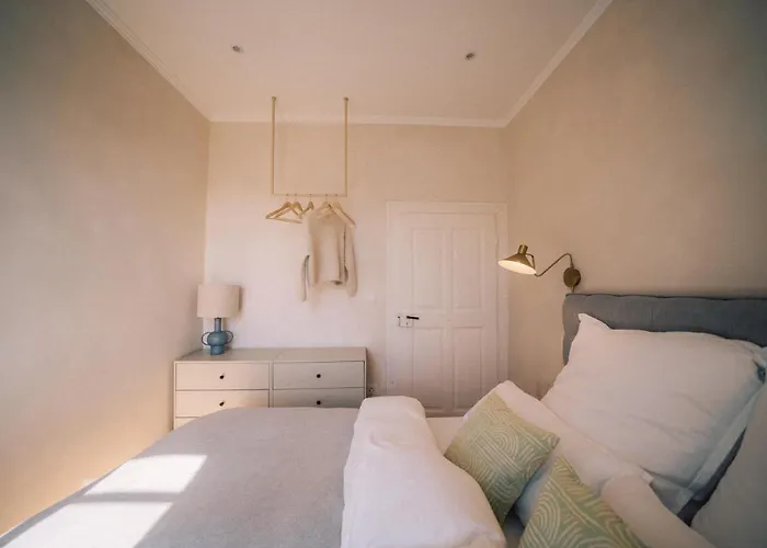 Apartment Gut Försterlay - Exklusive Boutique Im Historischen Winzerhaus Direkt An Der Mosel