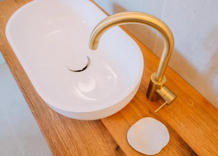 Gut Foersterlay - Exklusive Boutique Im Historischen Winzerhaus Direkt An Der Mosel Apartamento *