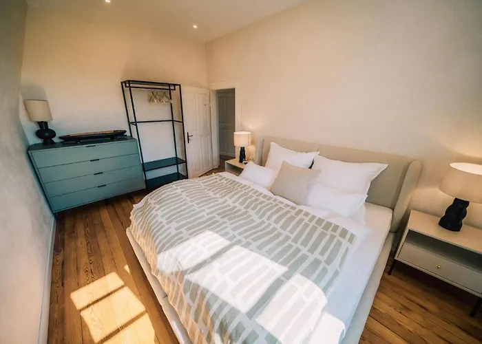 Apartment Gut Försterlay - Exklusive Boutique Im Historischen Winzerhaus Direkt An Der Mosel Lösnich