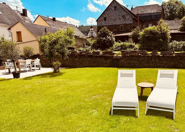 Gut Foersterlay - Exklusive Boutique Im Historischen Winzerhaus Direkt An Der Mosel *